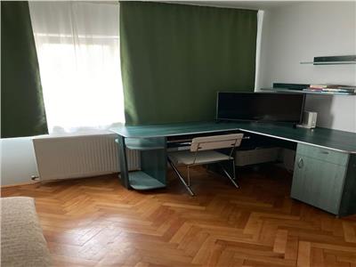Apartament 3 camere Cetate Transilvaniei, etaj 1, 80000 euro