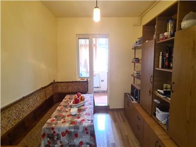 Apartament 2 camere Ampoi 3,decomandat,52000 euro