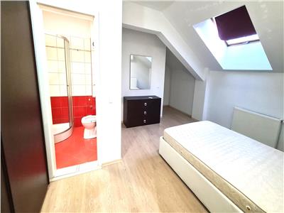 Apartament 3 camere Cetate,decomandat , 72000 euro