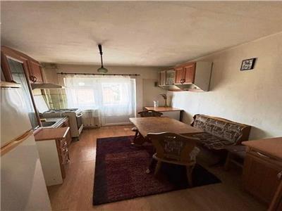 Apartament 3 camere Cetate,70 mp ,etaj 3 90.000 euro