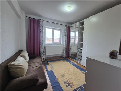 Apartament 3 camere decomandat, 2 bai, Cetate Mercur ,85000 euro