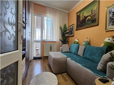Apartament 2 camere decomandat � 46 mp � Cetate, zona Spital � complet renovat