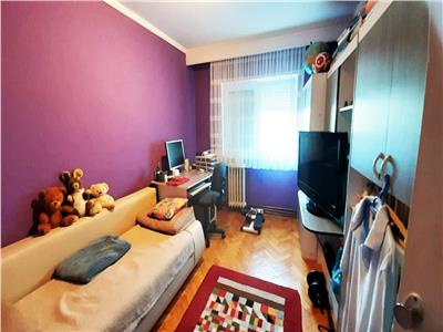 Apartament 3 camere de vanzare Alba-Iulia,Ampoi 3